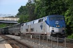 "Auto Train" cruises north past the VRE platforms